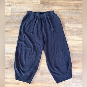Navy Wide Leg Harem Pants – Size M